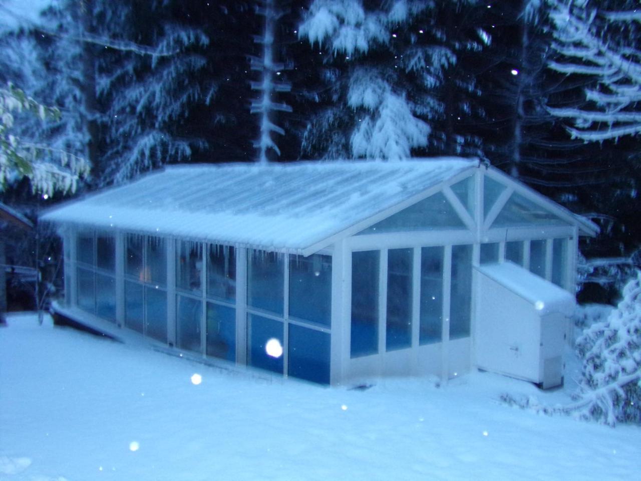 Cabanas Le Pommier Hotel Villa La Angostura Buitenkant foto